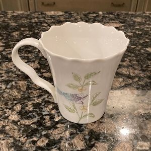 222 FIFTH WHISPER FINA CHINA MUG